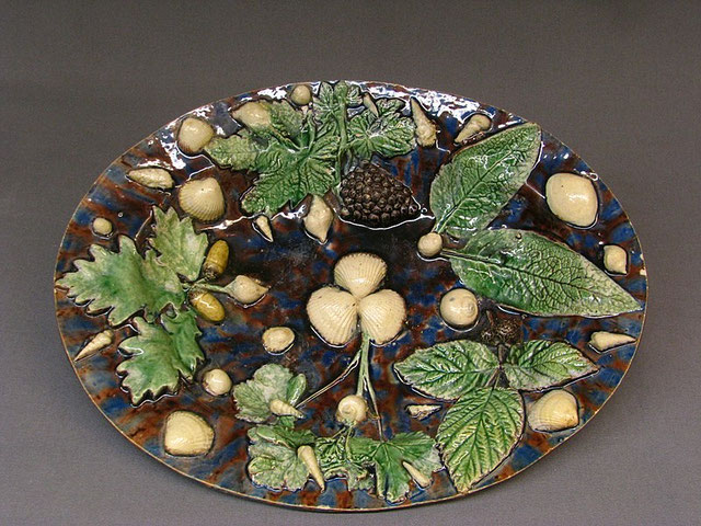 Céramique de B Palissy. https://www.metmuseum.org/art/collection/search/201637.Wikemedia.